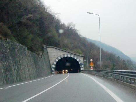 Iseo Tunnel northern portal