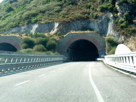 Cuponeddi-Tunnel