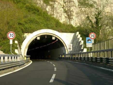 San Martino northern portal, southbound tube