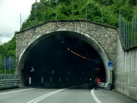 Pianzole Tunnel, southern portal