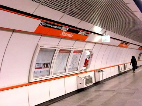 Stubentor Metro Station, platform