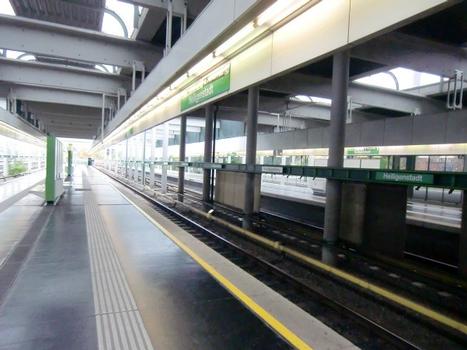 Heiligenstadt Metro Station, platform