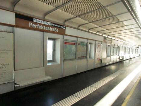 Station de métro Perfektastraße