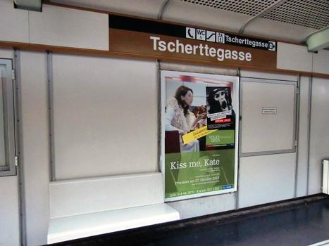 Tscherttegasse Metro Station, platform