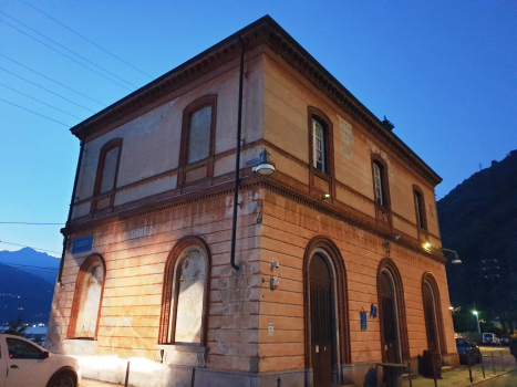 Bahnhof Dorio