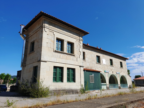 A Mezquita-Vilavella Station