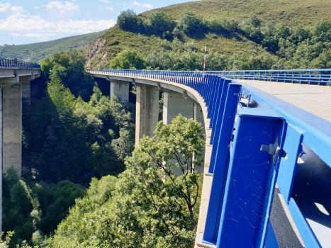 Las Hedradas Viaducts (A52) -on the left- and Las Hedradas Viaduct (N525)