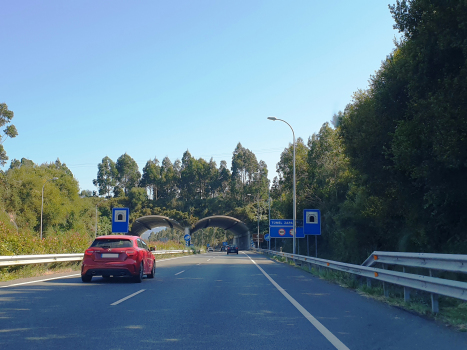 Zapateira Tunnel