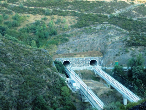 Tunnel ferroviaire à grande vitesse de Cerdedelo