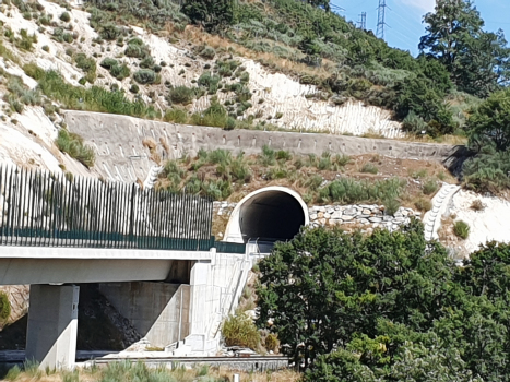 Hedroso 2 Tunnel