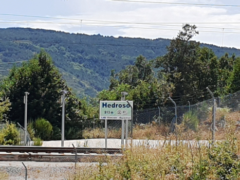 Hedroso Tunnel