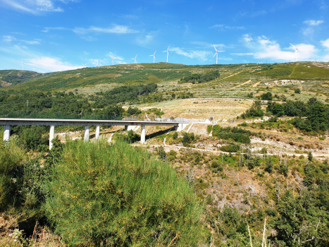 Lubian 1 (on the left) and Lubian 2 Tunnels western portals and Tuela Viaducts