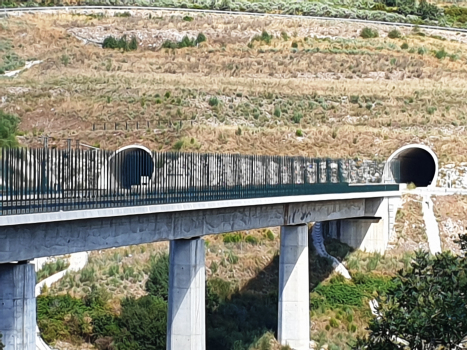 Lubian 1 (on the left) and Lubian 2 Tunnels western portals and Tuela Viaducts