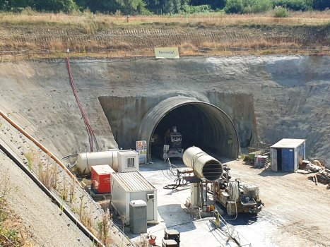 Nouveau tunnel de Oural