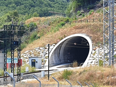 Tunnel ferroviaire à grande vitesse de Padornelo