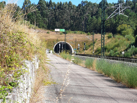 Pousadoiro Tunnel