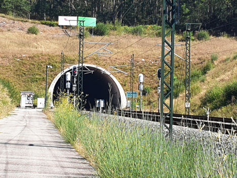 Pousadoiro Tunnel