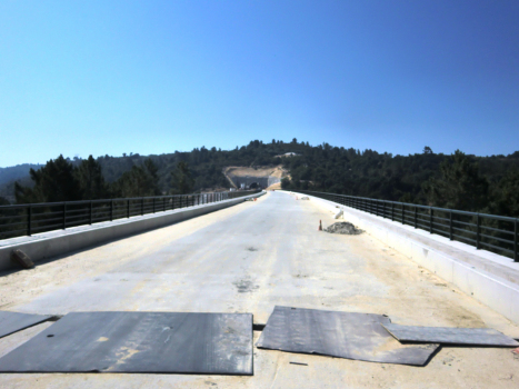 Rio Barbaña-Talbrücke