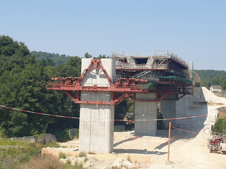 Rio Mesón de Calvos-Talbrücke