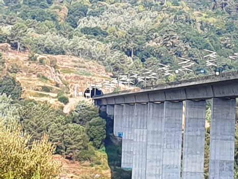 Rio do Porto Viaduct and Burata Tunnel eastern portal