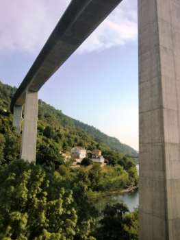 Talbrücke Los Peares