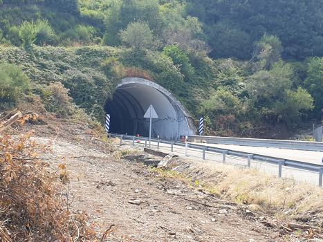 La Canda Tunnel (N525)