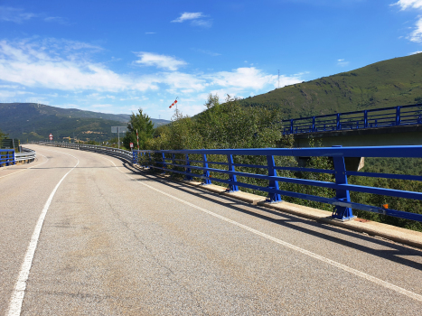 Las Hedradas Viaduct (N525)