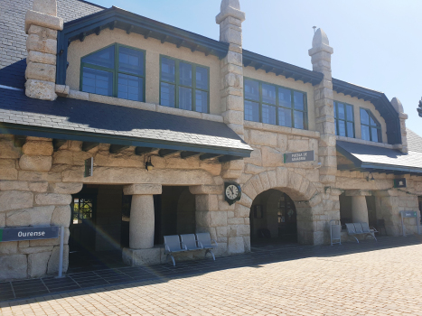 Puebla de Sanabria Station