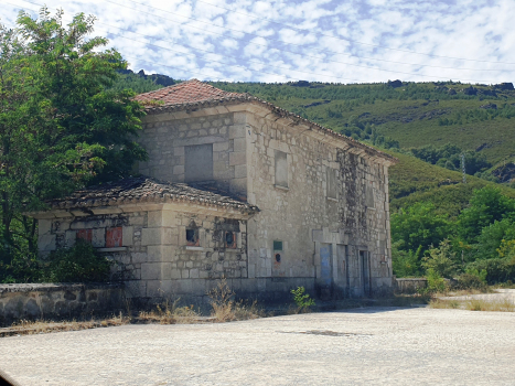 Gare de Requejo