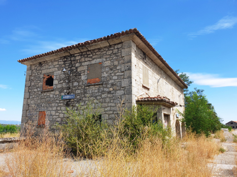 Gare de Requejo