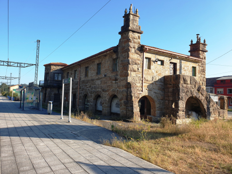 Gare de Uxes