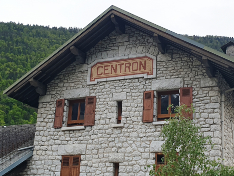 Bahnhof Centron