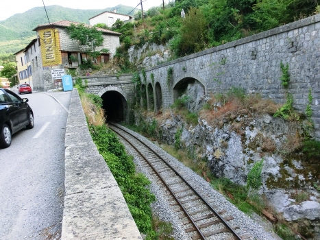 Entrevaux Railroad Tunnel I western portal