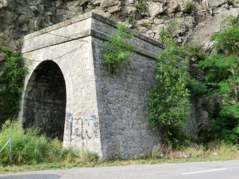 Saint-Benoît Railroad Tunnel western portal