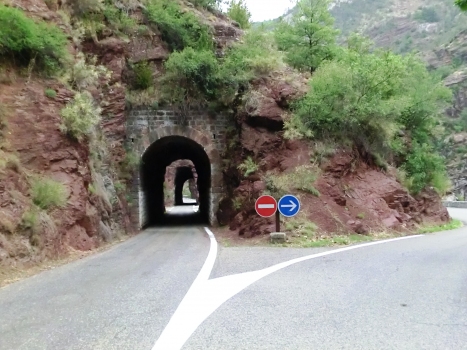 Tunnel Gorges de Daluis 2