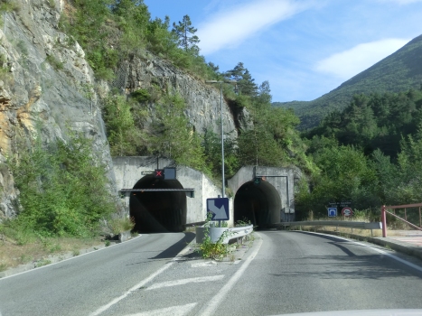 Castillon Tunnel northern portals