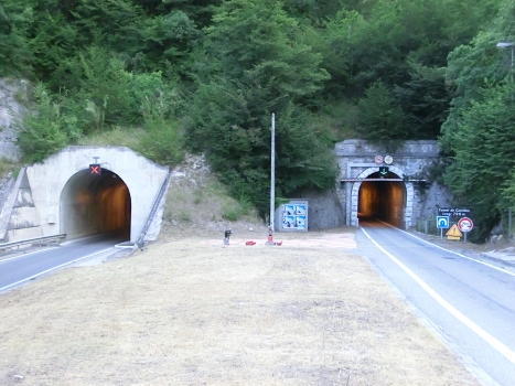 Castillon Tunnel southern portals