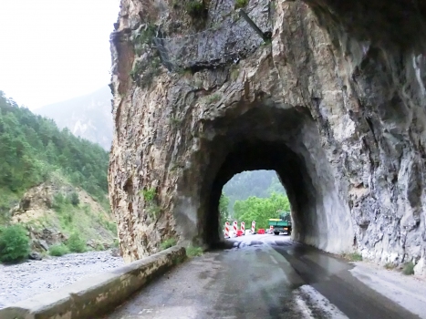 Tunnel de Guillaumes 3