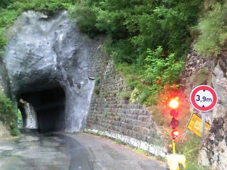 Tunnel de Guillaumes 4