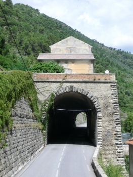 Tunnel Bahnhof Piène