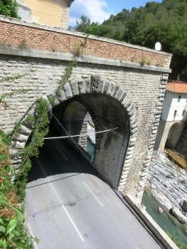 Tunnel de la gare de Piène