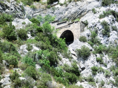 Four à Plâtre Tunnel southern portal