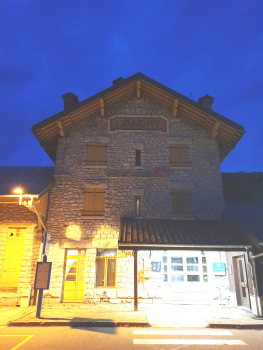 Bahnhof Landry