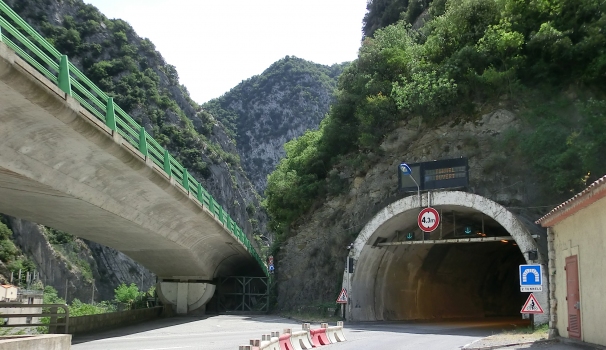Tunnel routier de La Mescla