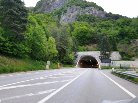 Siaix Tunnel