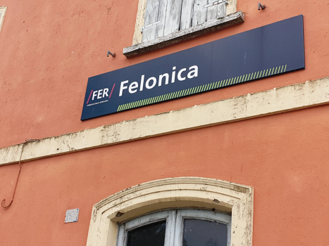 Bahnhof Felonica Po