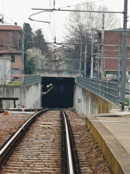 Manzoni-Policlinico Tunnel southern portal