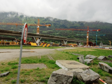 Lugano-Bellinzona Rail Viaduct under construction