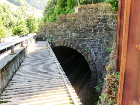 Intschi Tunnel northern portal