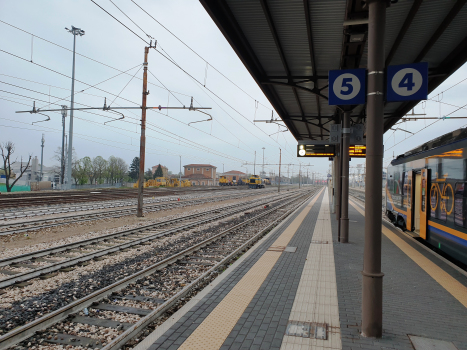 Bahnhof Fidenza